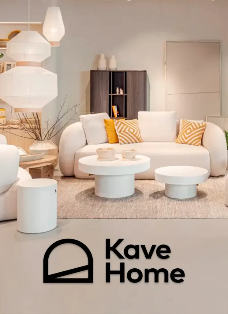 Habitación de Kave Home en Casa Decor con muebles en cascada