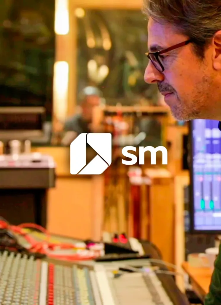 Grabación musical del proyecto Revuela para el grupo editorial SM