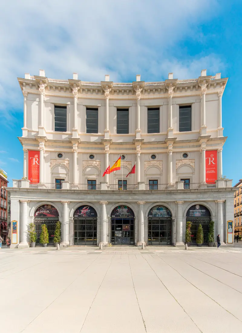 Fachada del Teatro Real de Madrid en la plaza de Oriente